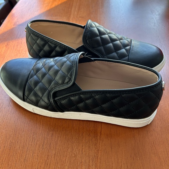 Steve Madden leather loafers only worn twice! - Picture 4 of 5